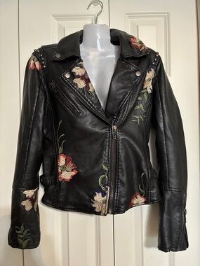 Chelsea & Violet Studded Embroidered Floral Moto Faux Leather Jacket XS